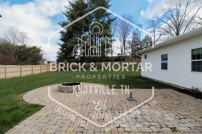 Building Photo - 1416 Myart Ln