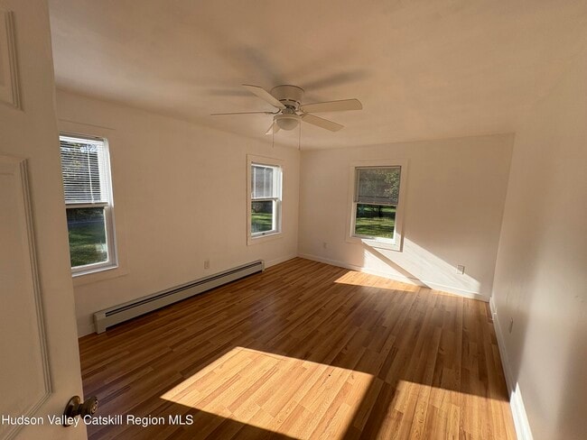Building Photo - 551 NY-217
