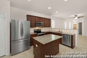 Building Photo - 206 Elderberry