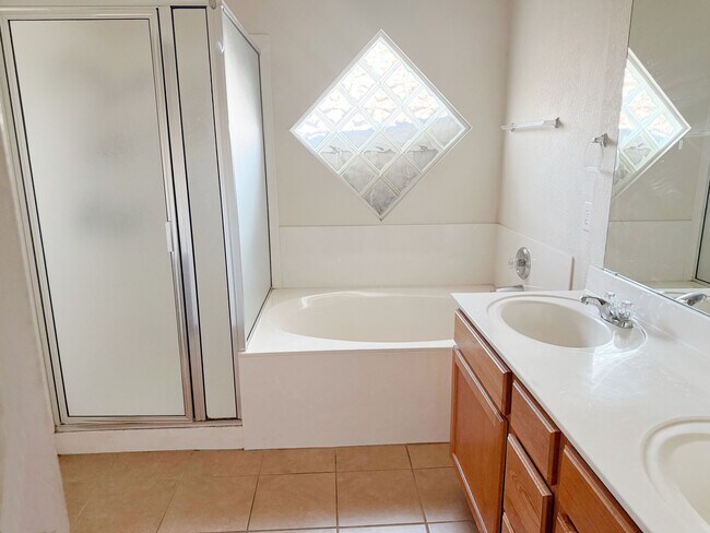 Building Photo - 4603 Causeway Ct