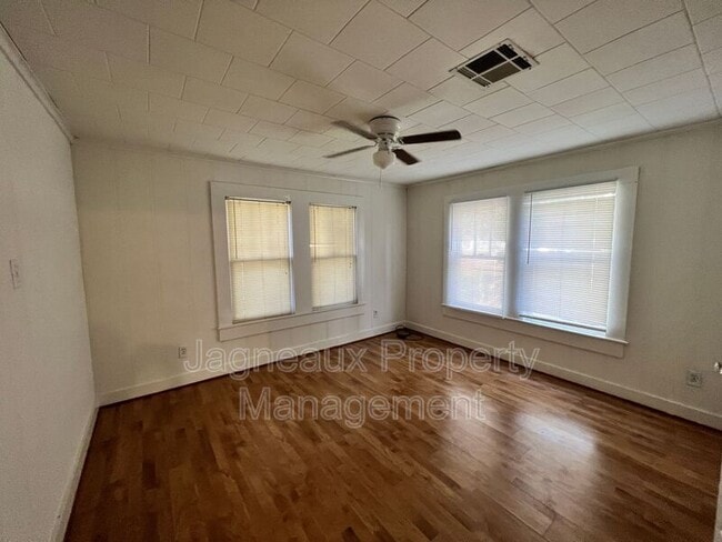 Building Photo - 3105 Deaton St