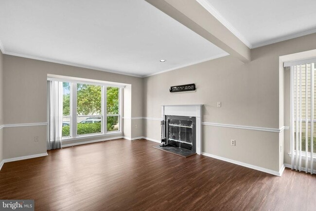 Building Photo - 7745 Chatfield Ln