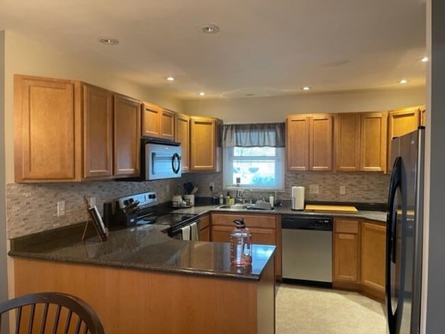 Building Photo - 1903 W William St