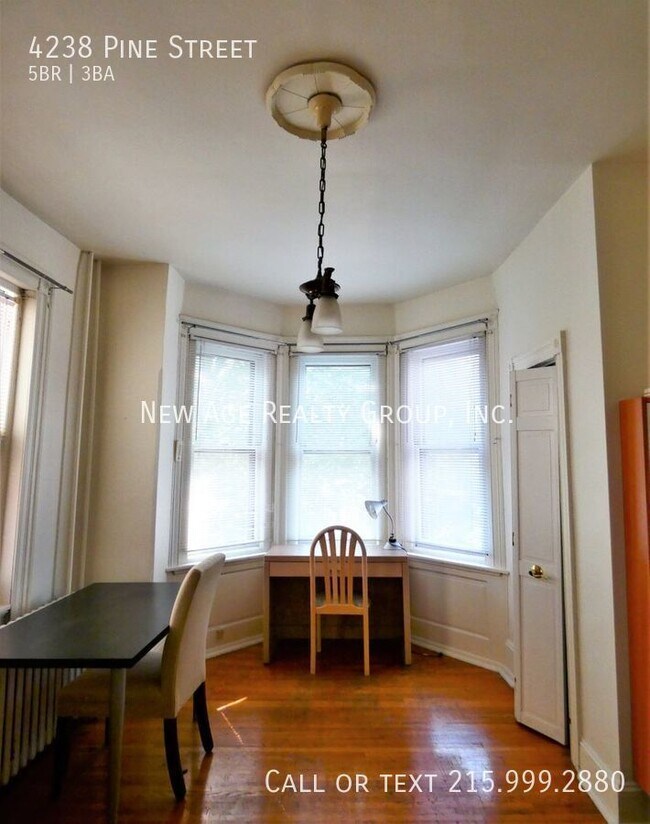 Building Photo - 4238 Pine St