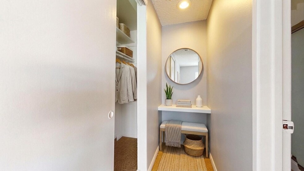 Building Photo - 1306 Amethyst St