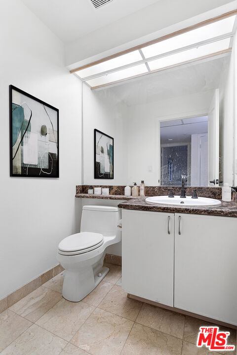 Building Photo - 1255 Federal Ave