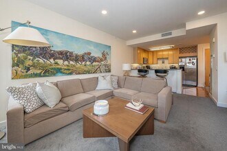 Building Photo - 111 S 15th St