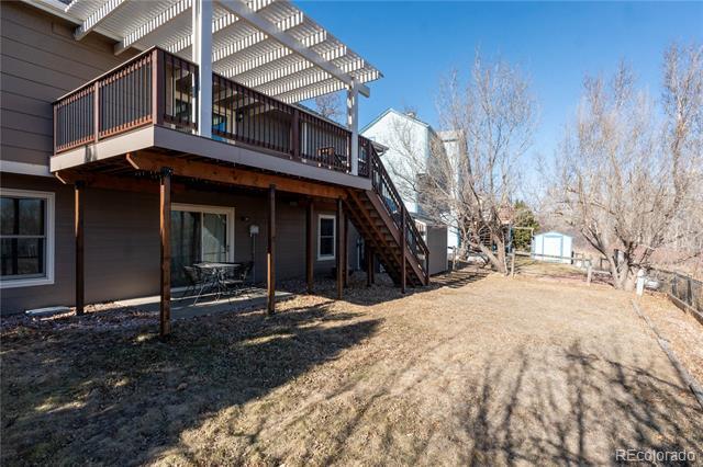 Building Photo - 2323 Dogwood Cir