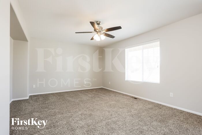 Building Photo - 227 S Newbern Ct