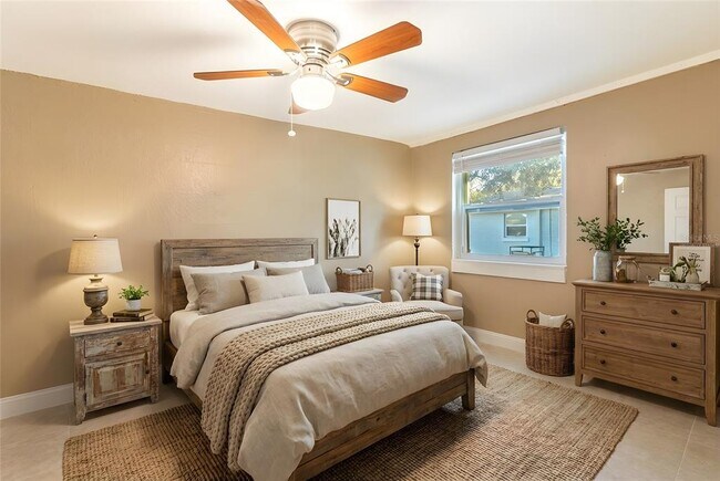 Building Photo - 116 E Northside Dr