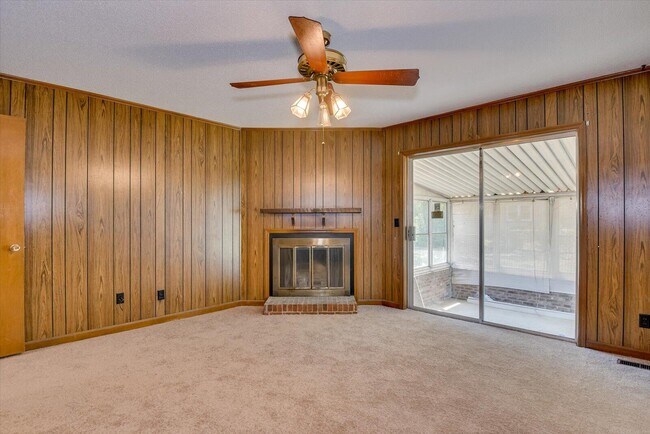 Building Photo - 2021 Arcadia Ct