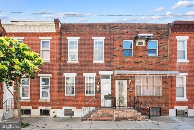 Primary Photo - 904 Tree St