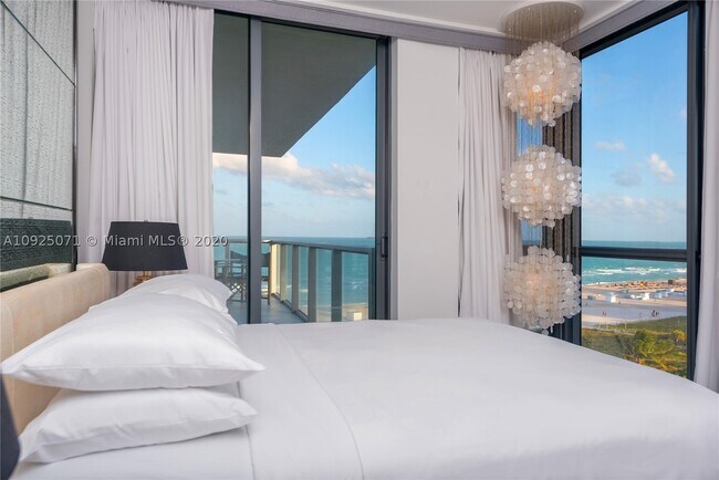 Building Photo - 2201 Collins Ave