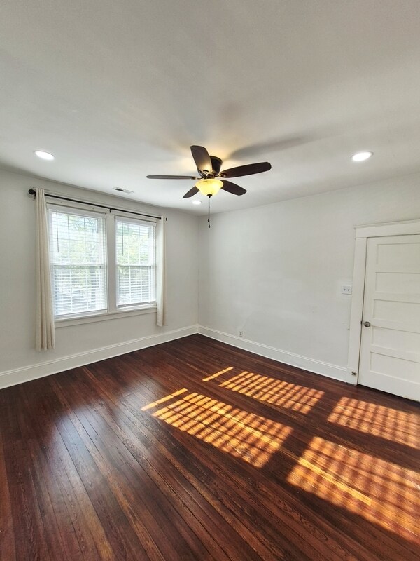 Building Photo - 2723 Fendall Ave