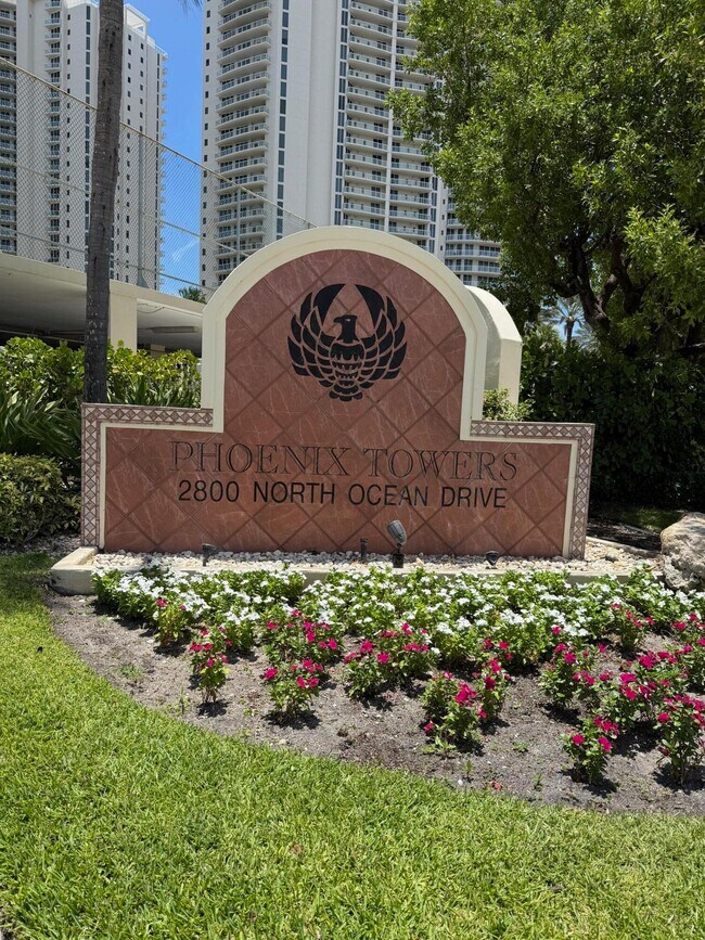 Building Photo - 2800 N Ocean Dr