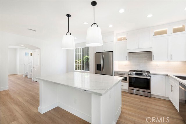 Building Photo - 175 Kingswood