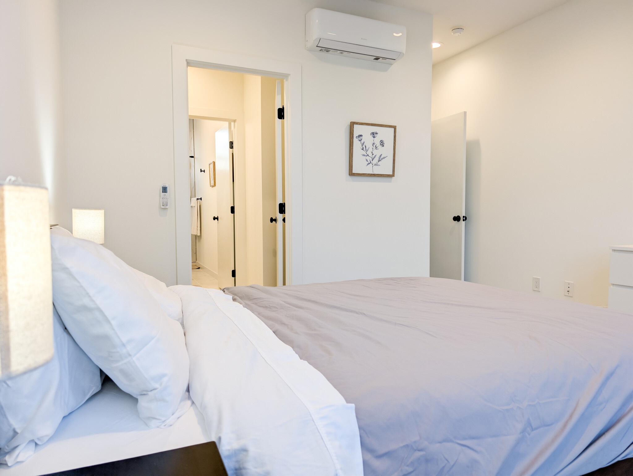 Building Photo - 2227 25th Ave S