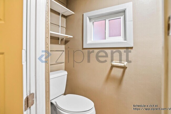 Building Photo - 1820 International Blvd