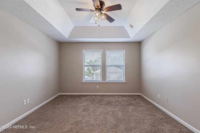 Building Photo - 3861 Aubrey Ln