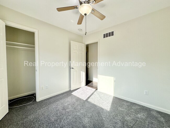 Building Photo - Fully Rebuilt 4-Bedroom Home with Spacious Backyard in Oak Park