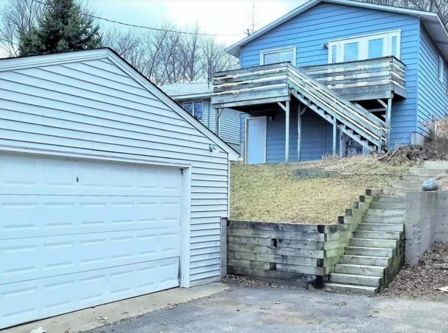 back yard - 227 14th Ave S