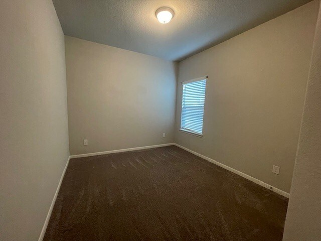 Building Photo - 156 Camelot Pl Ct