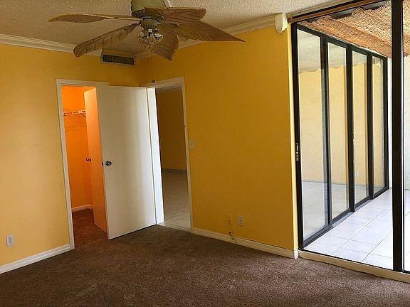 Building Photo - 8433 Forest Hills Dr