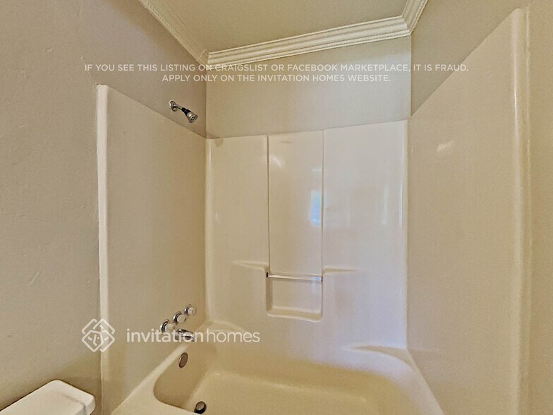 Building Photo - 506 Plainview Dr