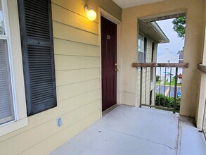 Building Photo - FOR RENT, 1 bedroom 1 bathroom, upper floor