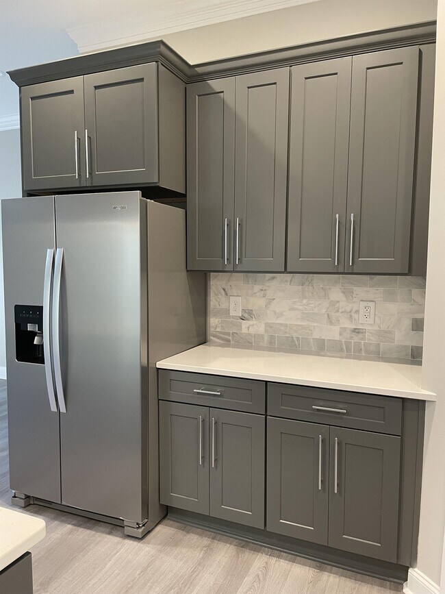 Building Photo - 1083 N Westyn Lp