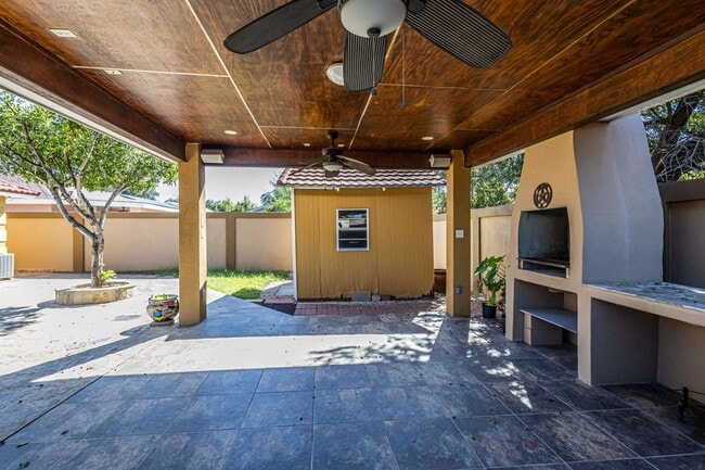 Building Photo - 9618 Mallard Loop