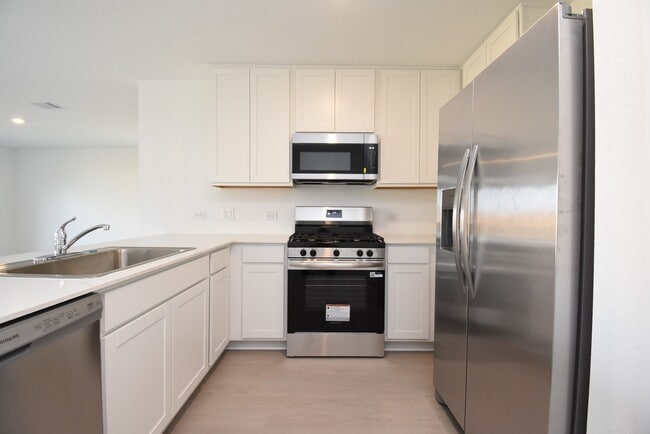 Building Photo - 3083 Sunset Glory Dr