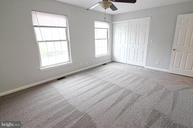 Building Photo - 7923 Ridge Ave