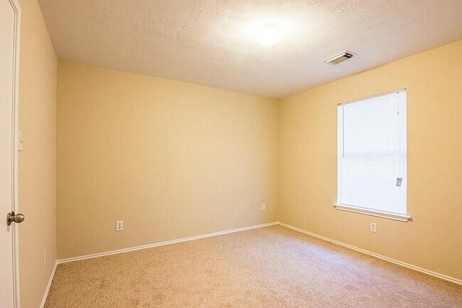Building Photo - 87 Hockenberry Pl