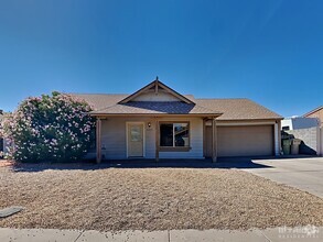 Building Photo - 5223 W Aster Dr