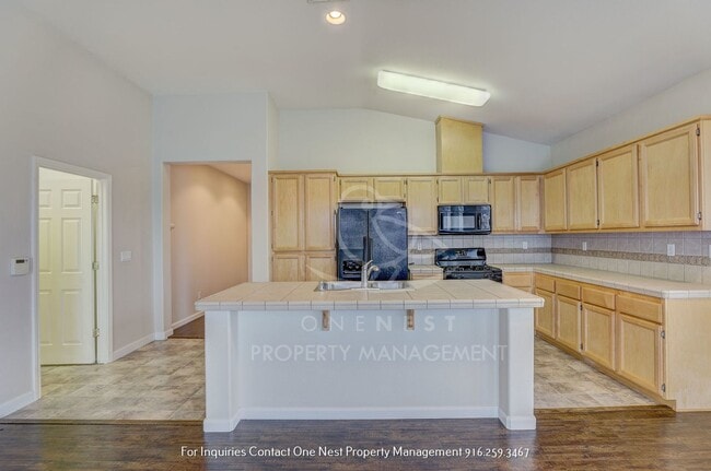 Building Photo - 3 bdrm 2 bthm single level home in Edgewater community