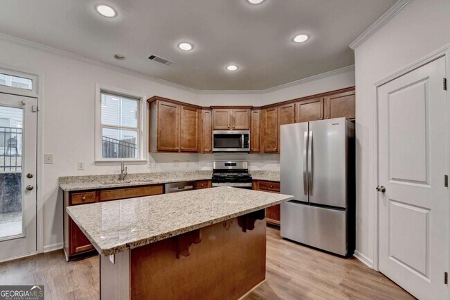 Building Photo - 979 Parkside Wood Ct