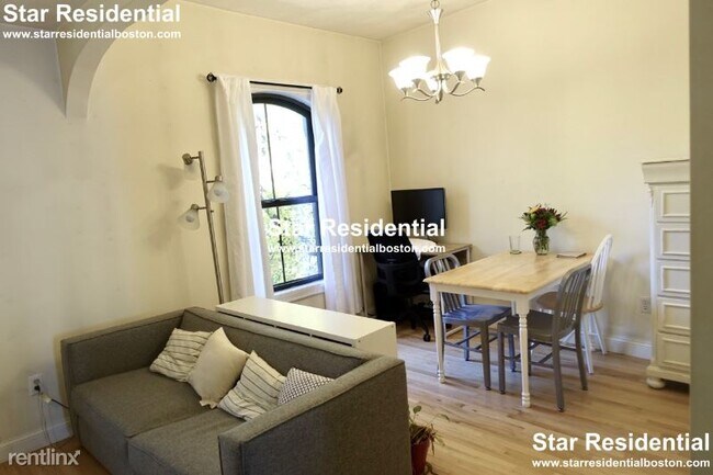 Primary Photo - 1 br, 1 bath Condo - 22 Dwight St 3 Unit 3
