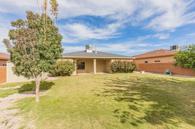 Building Photo - Great 3 Bedroom/2 Bath Home!