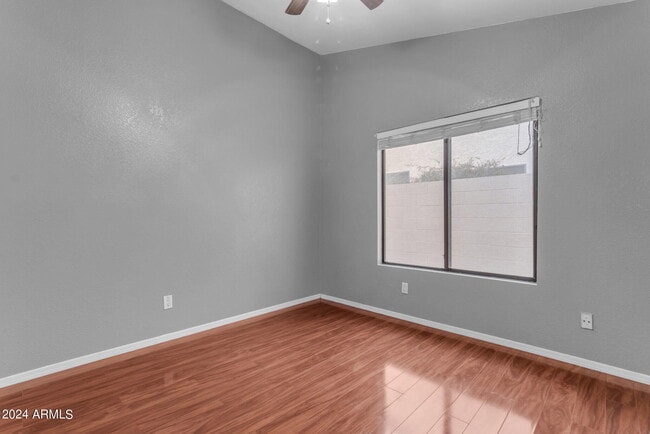 Building Photo - 387 W Larona Ln