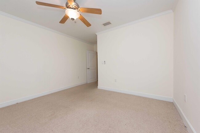 Building Photo - 401 13th St NE