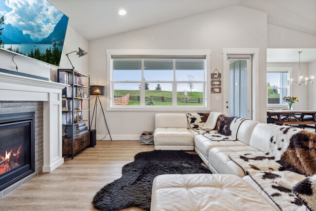 Building Photo - 138 Sage Grouse Way