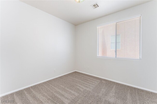 Building Photo - 8729 Shady Pines Dr