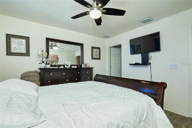 Building Photo - 7024 White Treetop Pl