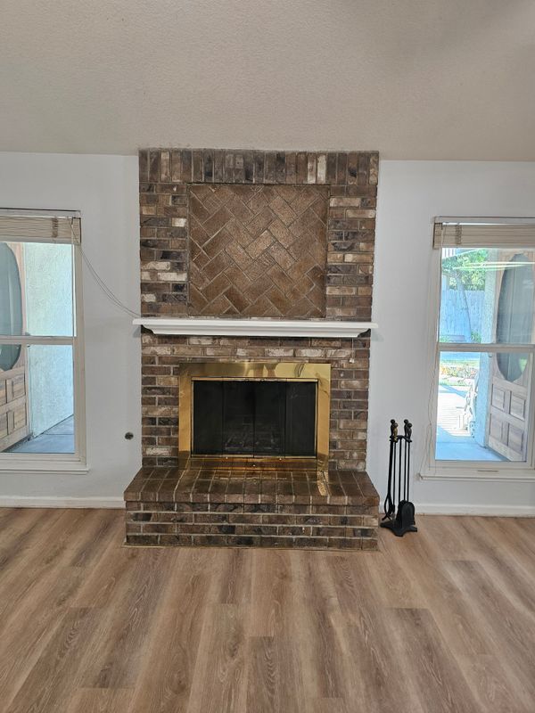 Building Photo - 2525 Travao Ln