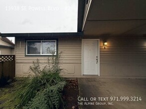 Building Photo - 13938 SE Powell Blvd