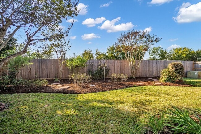 Building Photo - 3827 Bratton St