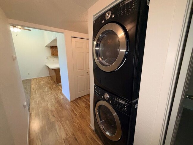 Building Photo - Rollin' on the River - Top Story Riverfront Condo