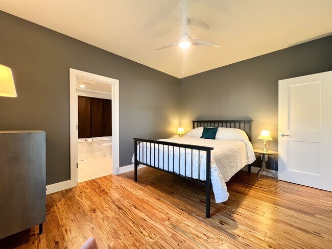 Building Photo - Fully Furnished Modern Home in the Desirable Alphabet Streets