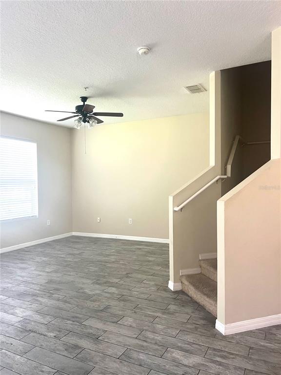 Building Photo - 1519 Broken Oak Dr